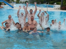 Alle auf drei, Joachim auf vier!