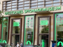 Angekommen im Spionagemuseum.