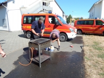 Nur noch die Grills, dann sind wir fertig!